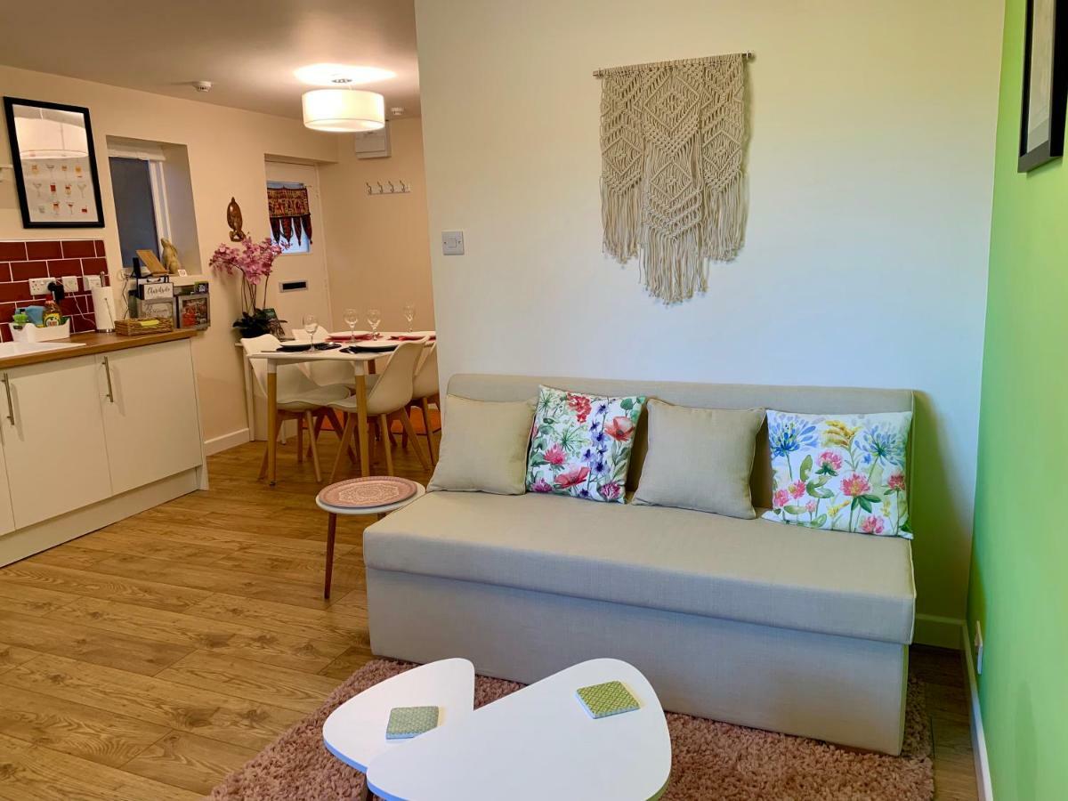 Pristine Apartment In The Centre Of Glastonbury Exterior foto